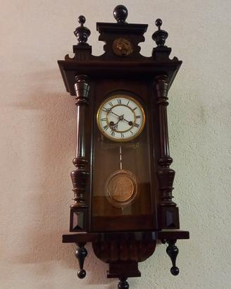 orologio a pendolo