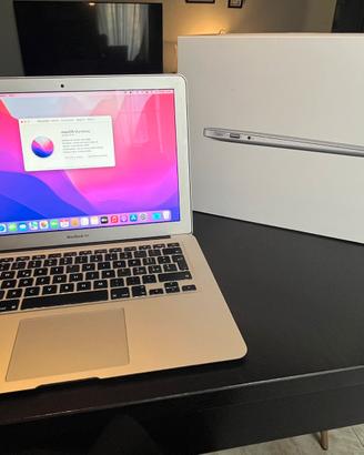 MacBook Air 13” I5 128gb SSD