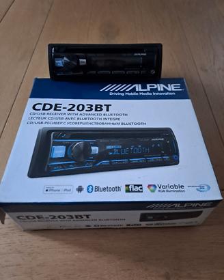 Stereo auto Alpine