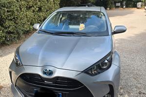 Yaris ibrida 2023
