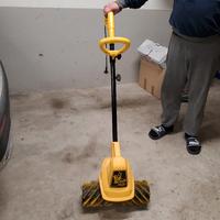 spazzolatore per erba sintetica