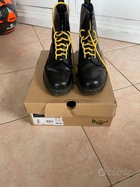 Scarponcini Dr. Martens 1460 neri tg 44.