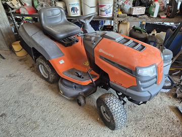 Trattorino tagliaerba Husqvarna tc 138 trattore