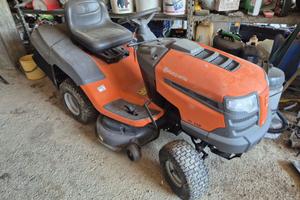 Trattorino tagliaerba Husqvarna tc 138 trattore