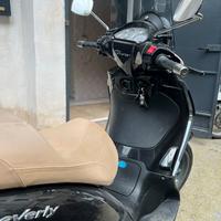 Beverly 300