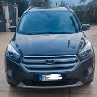 Ford Kuga 1.5 TDCI Titanium full optional  gommata