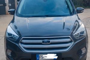 Ford Kuga 1.5 TDCI Titanium full optional  gommata