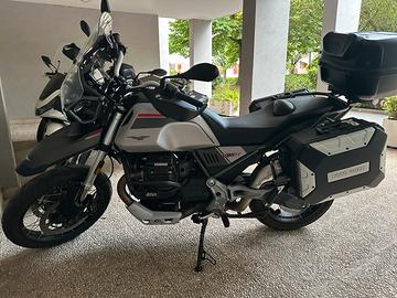 Moto Guzzi V85TT Travel edition