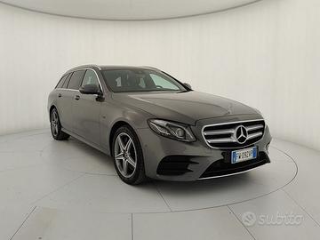 Mercedes-Benz Classe E 300 de S.W. Auto EQ-Po...