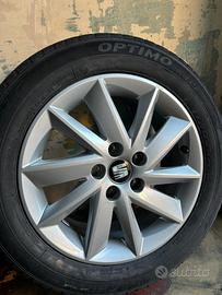 4 Cerchi originali SEAT  15” ( gommati )