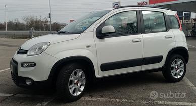 FIAT Panda metano trekking 2013