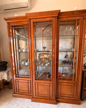 Sala da pranzo completa in radica di noce 