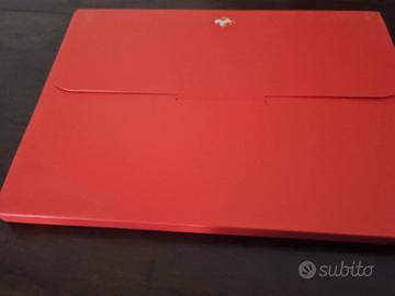 libri da collezione, Ferrari annuario 2013