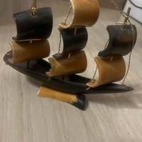 barca piccola fatta a mano