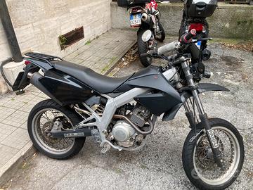 Derbi senda motard 125