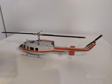 Piazzai Models Agusta Bell 212 in metallo