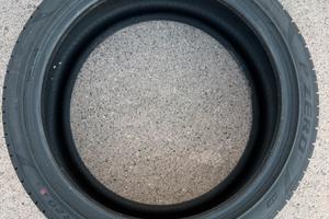 Pneumatici Pirelli PZero 235/40/20 (96v)