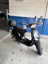 Piaggio Vespa 150 ET4