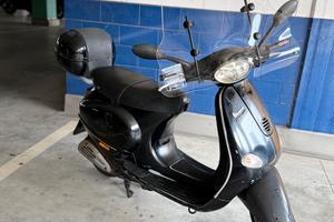 Piaggio Vespa 150 ET4