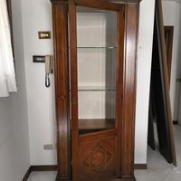 Vetrina in legno