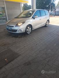 Renault Scenic Scénic 1.5 dCi 110CV Confort 2009