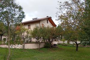 Villa bifamiliare su 2 livelli