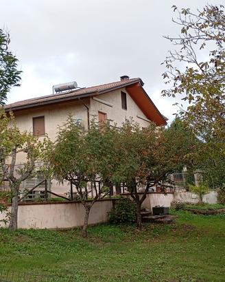 Villa bifamiliare su 2 livelli