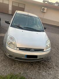 Ford Fiesta 1.2 5P Ghia 2004 - Rev. 01/2028