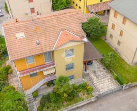 CASA INDIPENDENTE A CASTELNOVO DI SOTTO