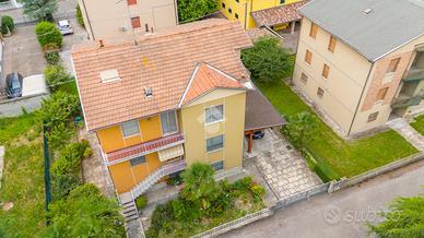 CASA INDIPENDENTE A CASTELNOVO DI SOTTO