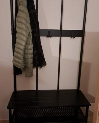 Attaccapanni e poggia scarpe