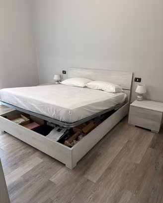 Letto matrimoniale e materasso