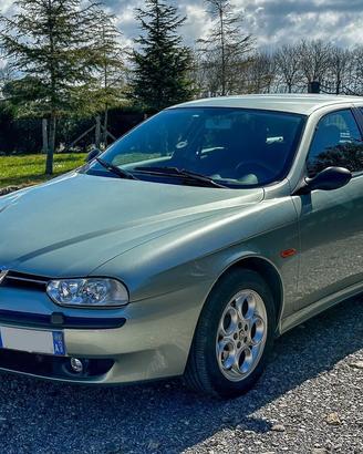 Alfa Romeo 156