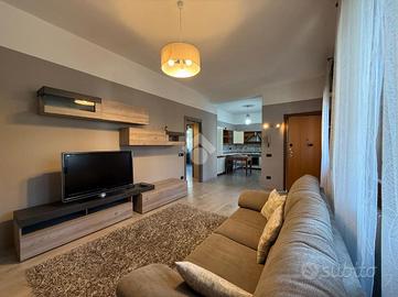 PORZIONE DI BIFAMILIARE A MILANO