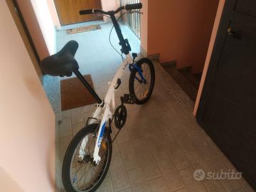 Bicicletta pieghevole piccola