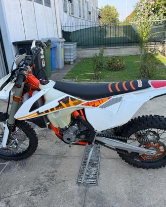 🏁 KTM 250 EXC-F 4T SIX DAYS – 2017 – 110 ORE