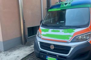 fiat ducato ambulanza