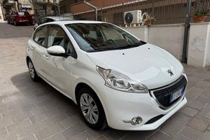 PEUGEOT 208 1.4 HDi 68CV 5p Active