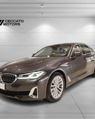 BMW Serie 5 520d mhev 48V xdrive Luxury auto