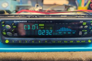 Autoradio vintage Pioneer DEH-P825R