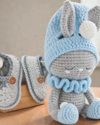 Coniglietto + scarpine neonato Amigurumi