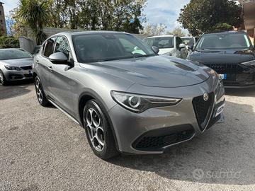 Alfa Romeo Stelvio 2.2 Turbodiesel 160 CV AT8 RWD 