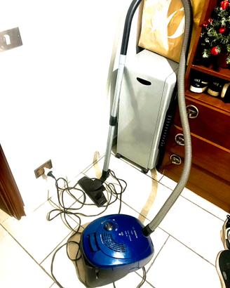 Aspirapolvere Bosch 2000W