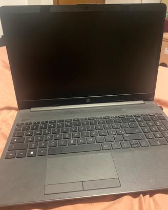 Computer portatile HP 250 G9 256 GB windows 11 pro