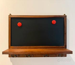 Lavagnetta da muro con appendi chiavi