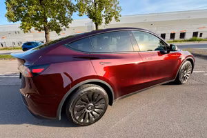 Model Y LR AWD 06/23 - Midnight Cherry Red -Gancio