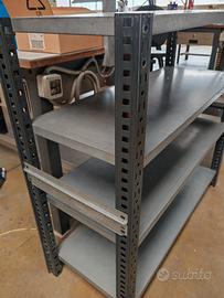 scaffale metallico 
