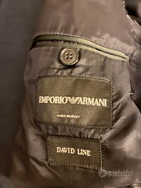 Vestiario donna uomo coperte biancheria varia