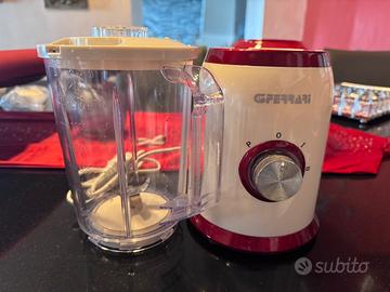 Frullatore Rosso ciliegio moderno - Moderno