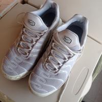 scarpe  Nike TN bianche